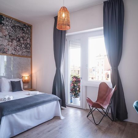 New Elegance Suites Guesthouse Ористано Экстерьер фото