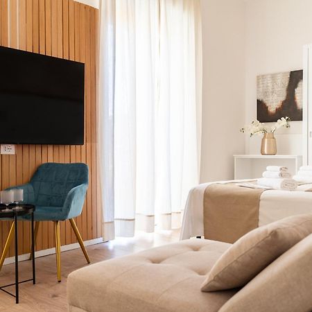 New Elegance Suites Guesthouse Ористано Экстерьер фото
