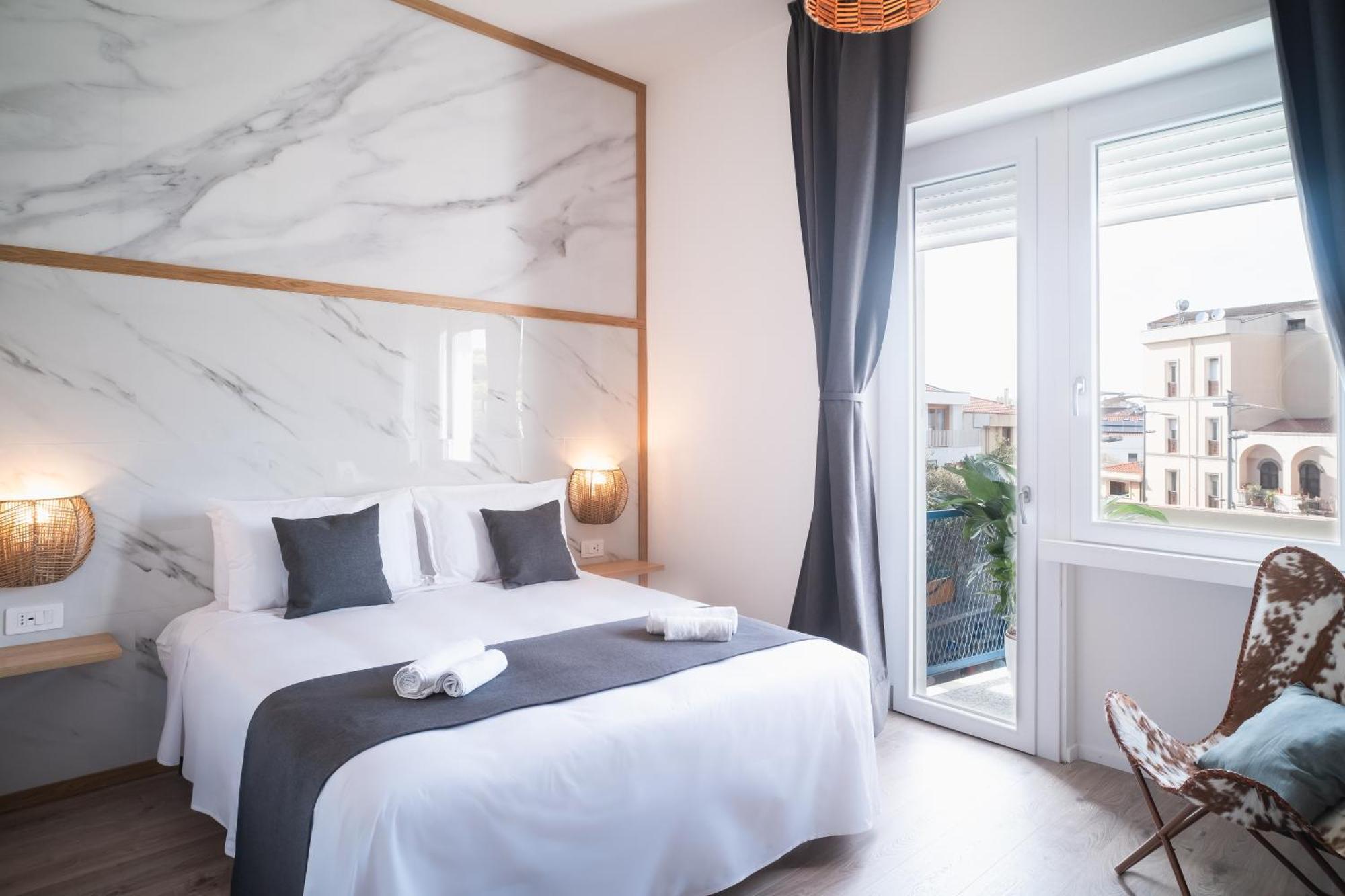 New Elegance Suites Guesthouse Ористано Экстерьер фото