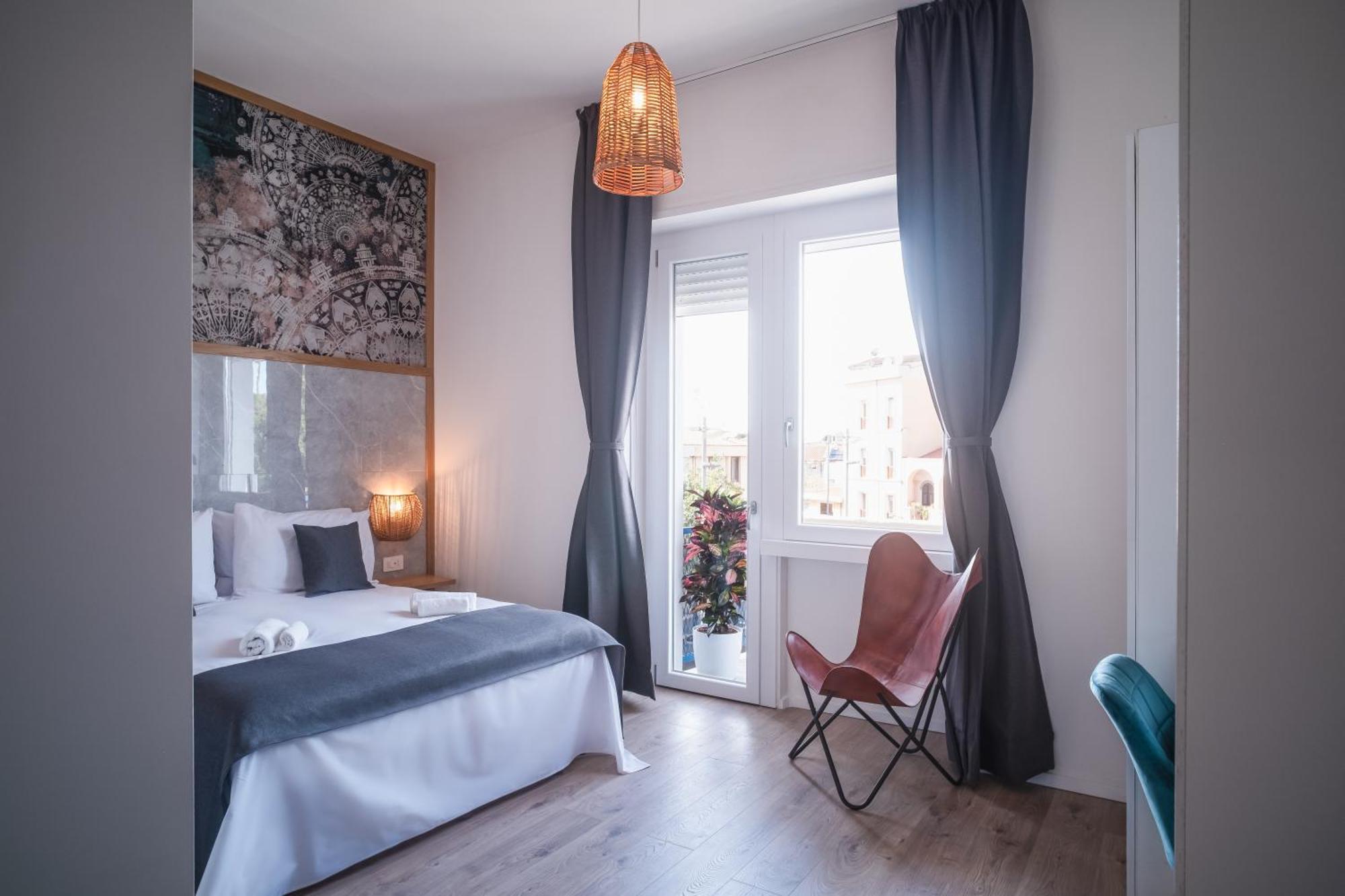 New Elegance Suites Guesthouse Ористано Экстерьер фото