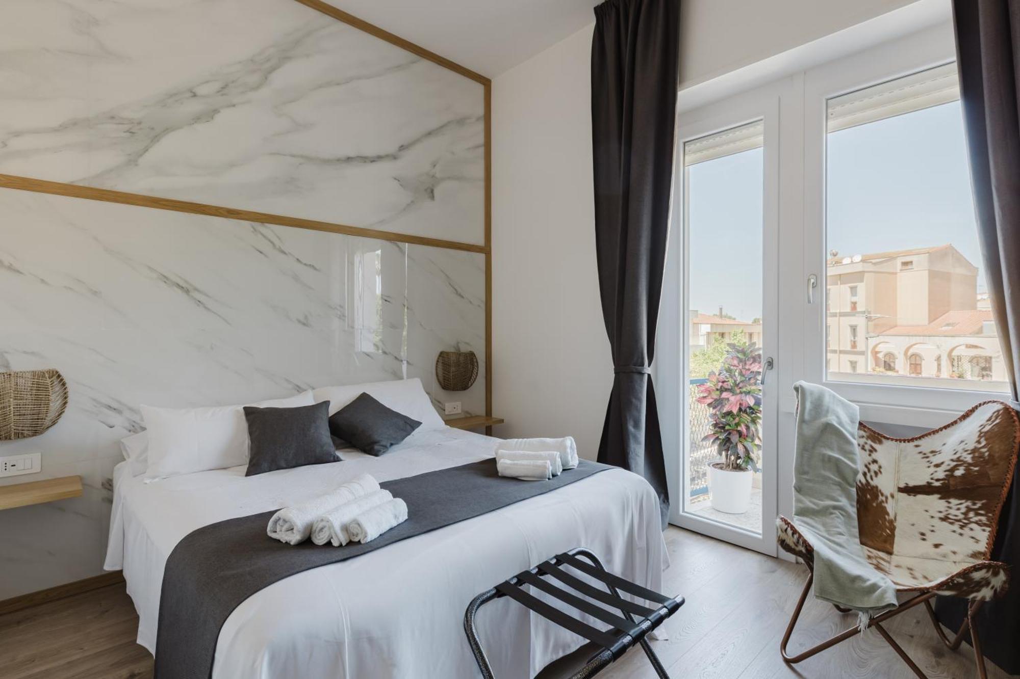 New Elegance Suites Guesthouse Ористано Экстерьер фото